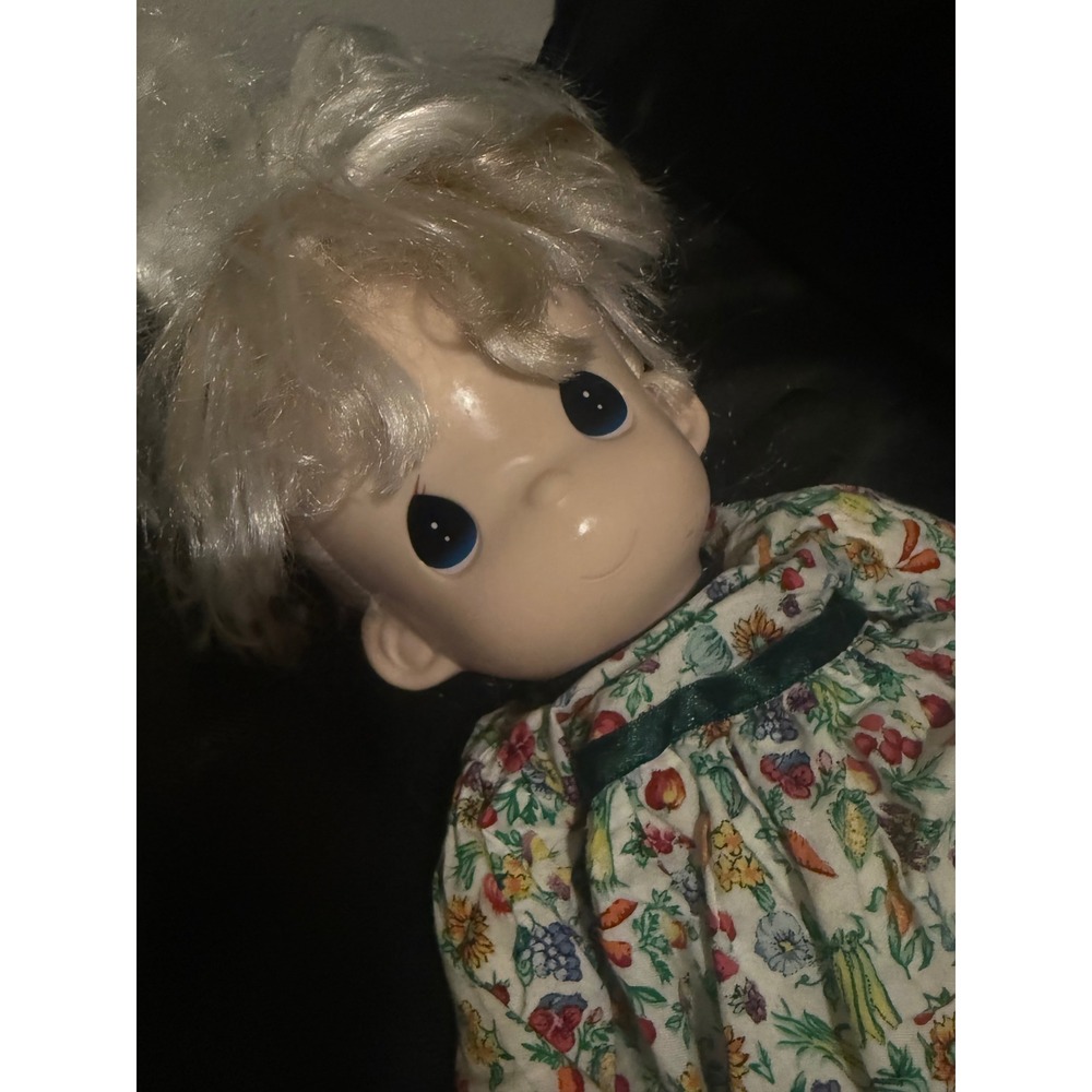 Vintage‎ Precious Moments Blonde Doll Floral Vegetable Dress Vinyl Soft Body